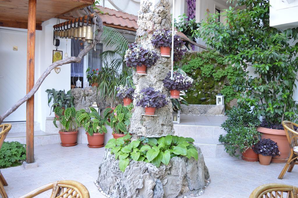 Family Hotel Sofi Sozopol Esterno foto