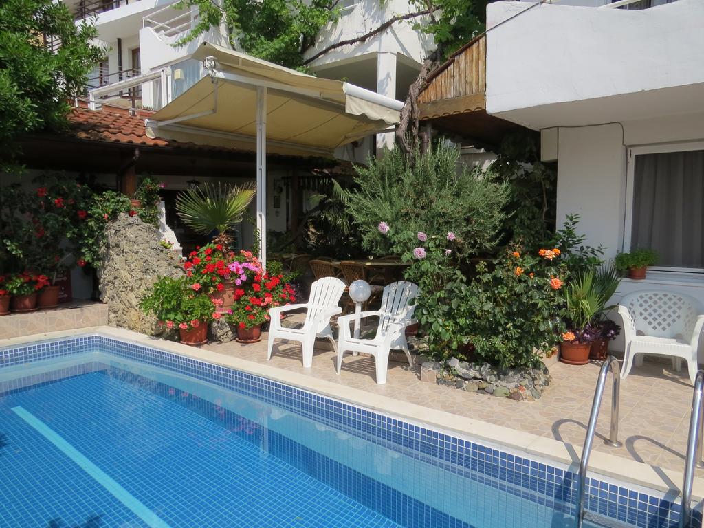 Family Hotel Sofi Sozopol Esterno foto