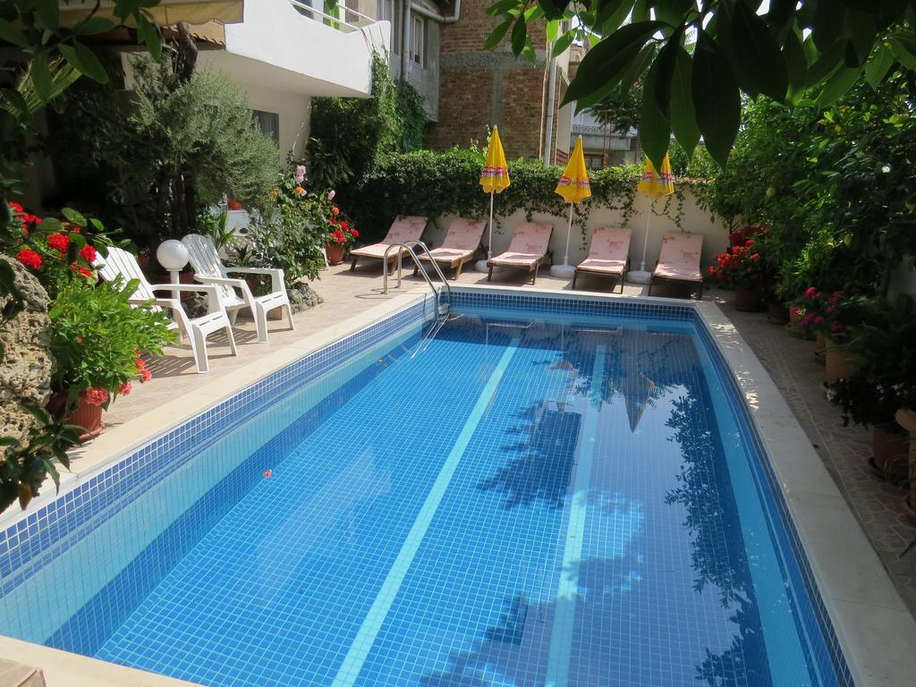 Family Hotel Sofi Sozopol Esterno foto
