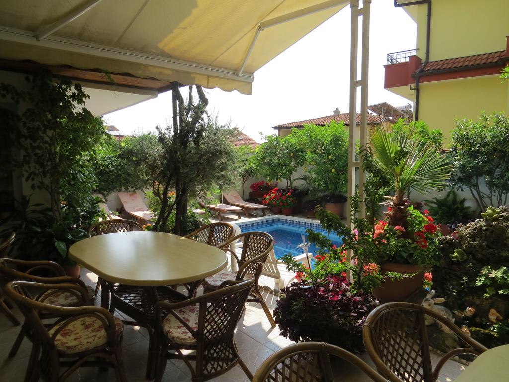 Family Hotel Sofi Sozopol Esterno foto