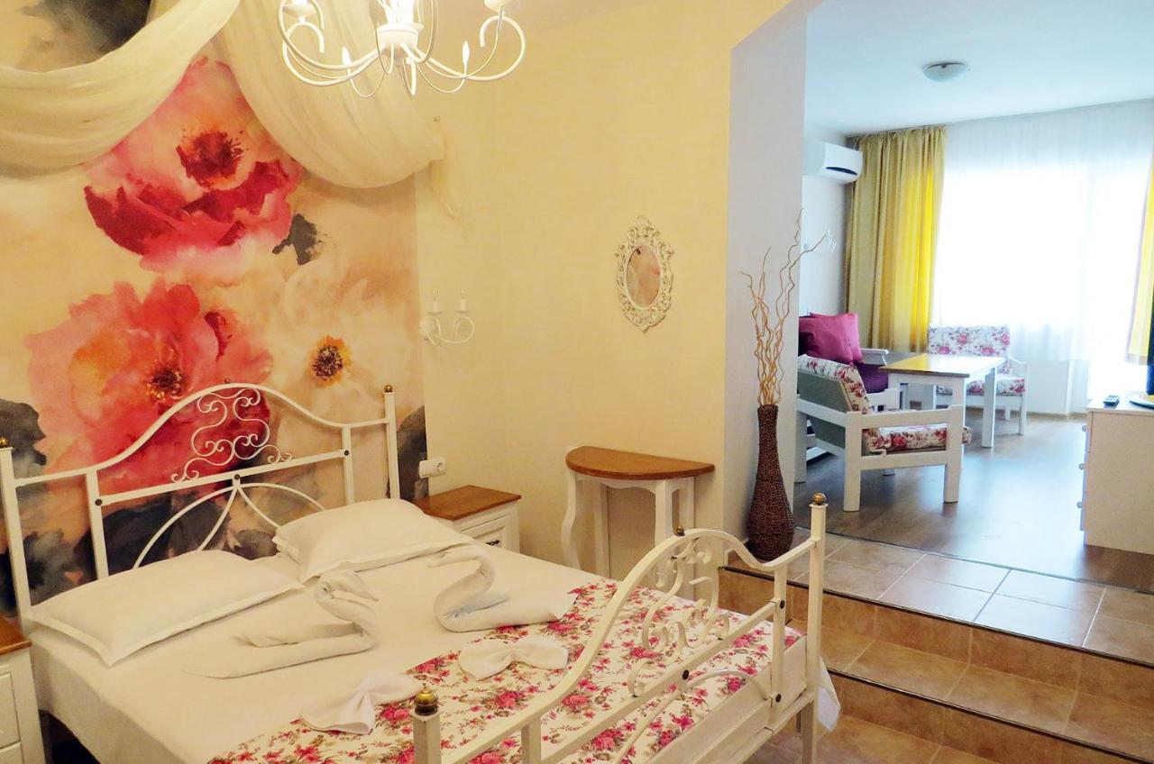 Family Hotel Sofi Sozopol Esterno foto